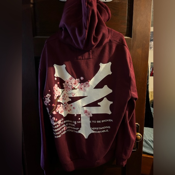 Zoo York Men’s hoodie - Picture 2 of 2